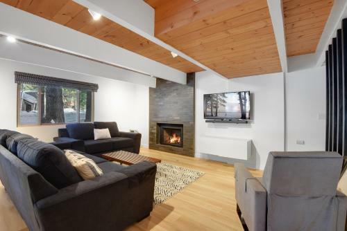 Timberline Cabin - Hot Tub Cabin