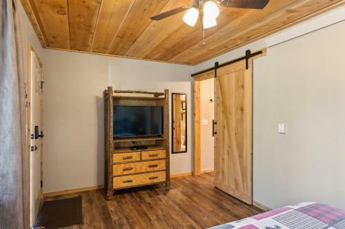 Hotel Lake Almanor Lodge