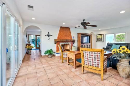 Great Group Retreat! Hacienda Decor, Spacious Floor Plan, Private Backyard