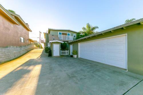 Carlsbad Village Haven Family Duplex