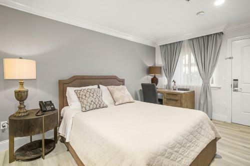 Hotel Huntington