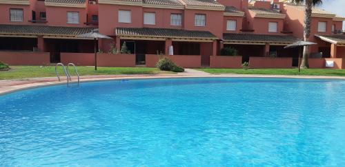 Villa 3 Dormitorios Mar De Cristal A-172