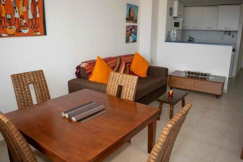 Apartamento 2 Bed Penthouse With Large Solarium And Sea Views