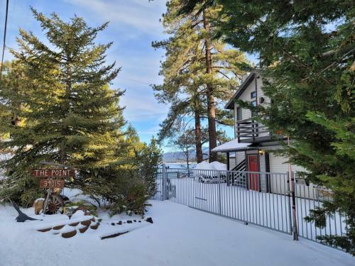 The Point! Spectacular Lake Views 5 Suites!