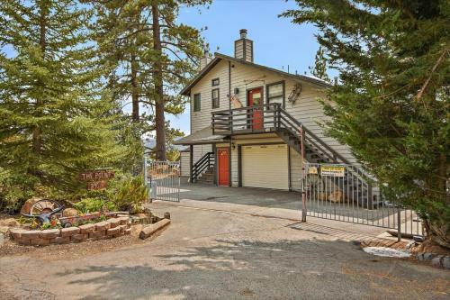 The Point! Spectacular Lake Views 5 Suites!