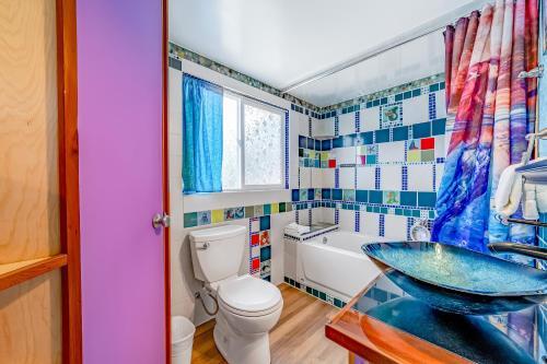 Mystical Dreamhouse & Mermaid's Den