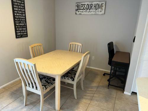 Peaceful 2br Condo - Great Spring Time Getaway!
