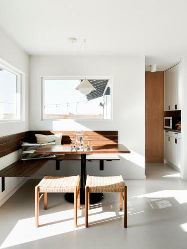 *new* Modern Design + 10m To Jtnp + Cook's Kitchen