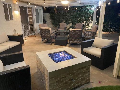 Stunning 5 Star Home Retreat Private Pool-spa-bbq 4br-