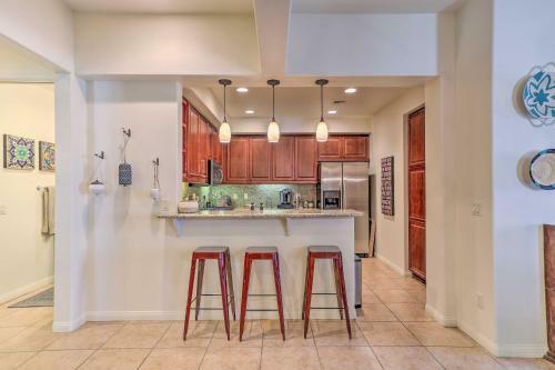 3br Desert Retreat With Mtn Views And Pool Access
