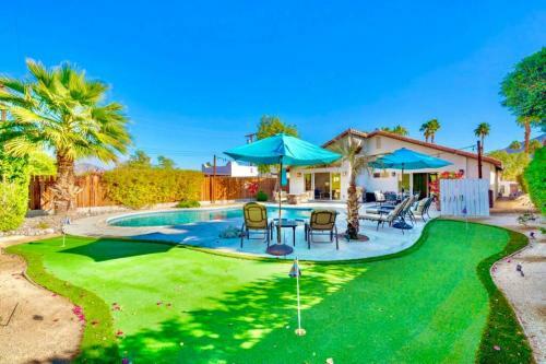 Luxe Cove Retreat ? Heated Pool ? Spa ? 31+ Days