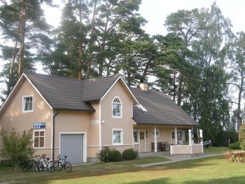 Uustalu Homestay