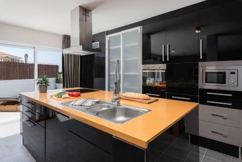 Luxury Villa Callao Adeje Tenerife