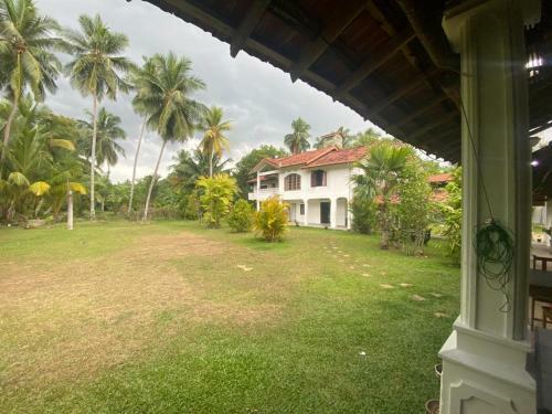 Hostal Sunny's Guest House And Resturant