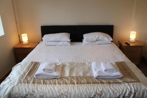 Old Court Hotel & Suites