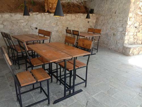 Hotel 7 Km Hill Station Resort