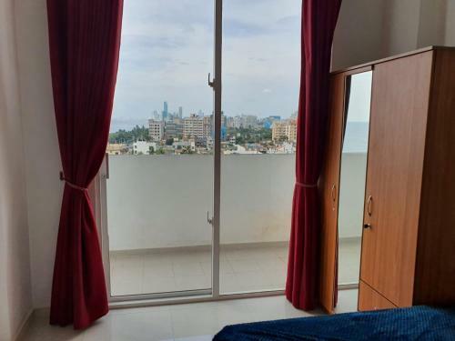 New 2 Bedroom Apartment, 100m Away From The Beach