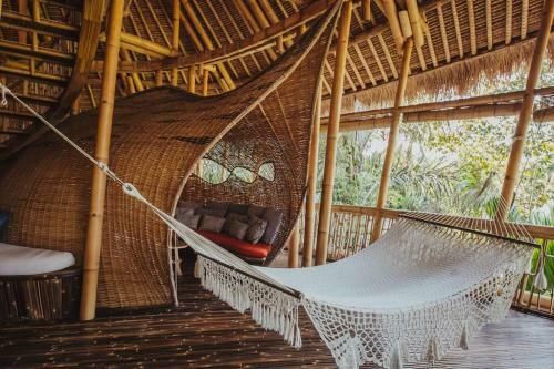 Villa Tower House - 4 Bds Eco Bamboo House, River View