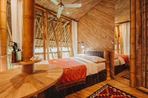 Villa Tower House - 4 Bds Eco Bamboo House, River View