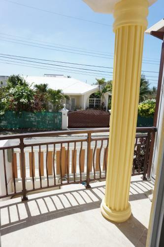 Exclusive Luxury Apartment Higher Heights, Barbados