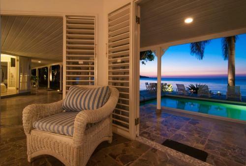 4 Bed Beachfront Villa