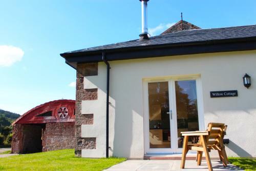 Auchendennan Luxury Self Catering Cottages