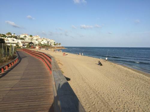 Apartament Mansion Beachfront - Apartments With Sea Views