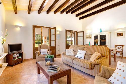 Casa Con Jard�n Y Piscina - Morell Onze