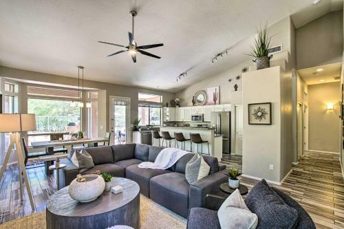 Idyllic Mesa Home With Pool And Outdoor Kitchen!
