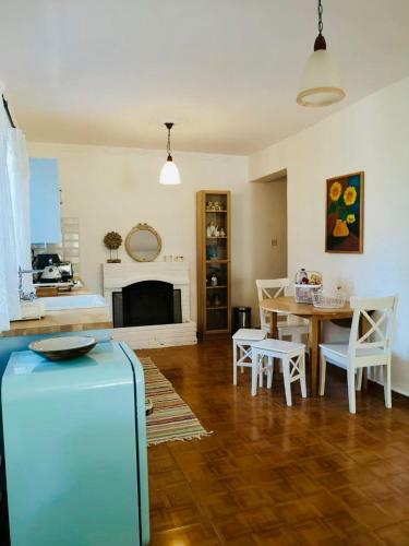 Apartamento 2 Bed Cottage With Pool & Garden