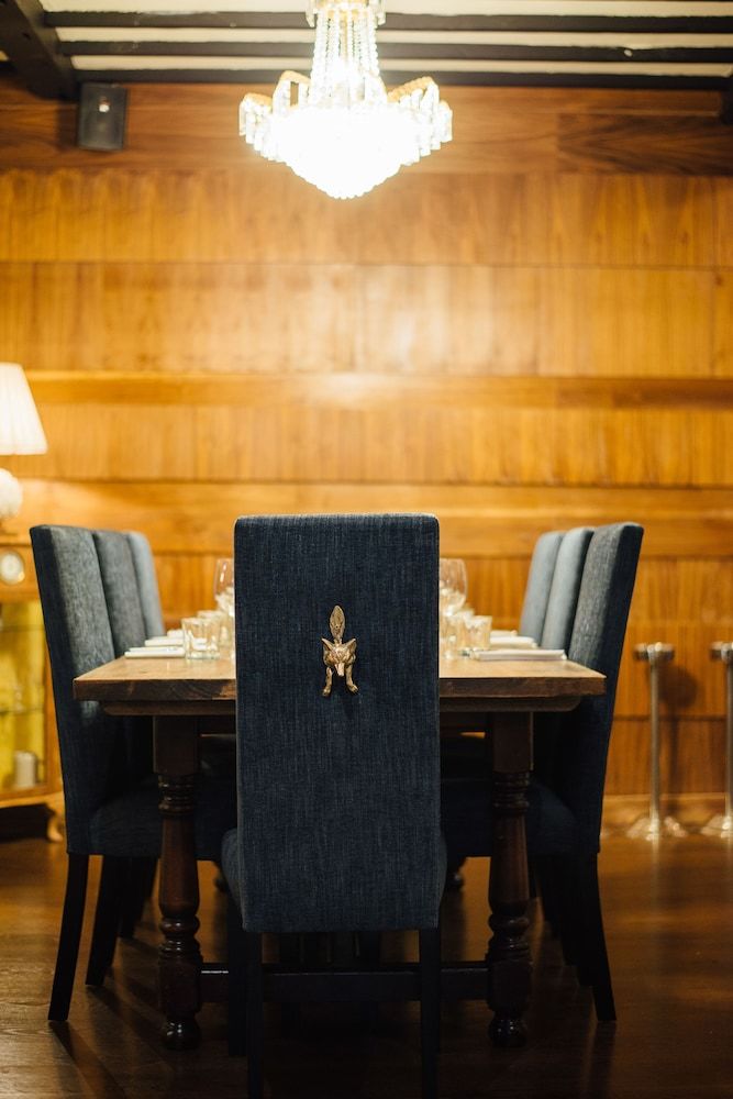 Hotel The Blue Boar