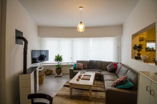 Modern Apartment Near The Sea.