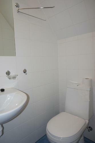 Hostal Pargi 5 Guesthouse