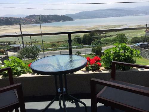Amplia Casa Junto Al Mar Con Jacuzzi
