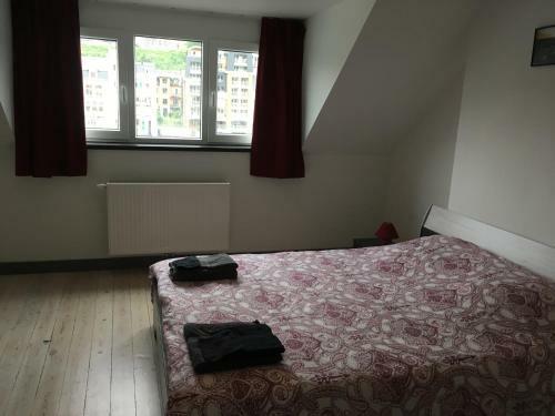 Hostal Les Voisins De Mr Sax