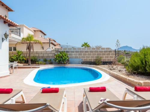 Hermosa Villa Chayofa Con Piscina Y Terraza