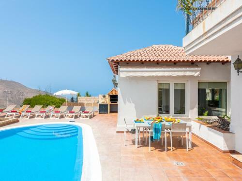 Hermosa Villa Chayofa Con Piscina Y Terraza