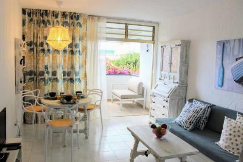 Sea And Pool View Apartment Bamira