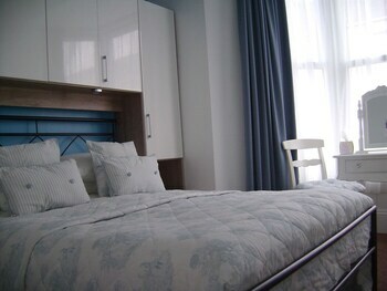 Hostal Weybourne Guest House