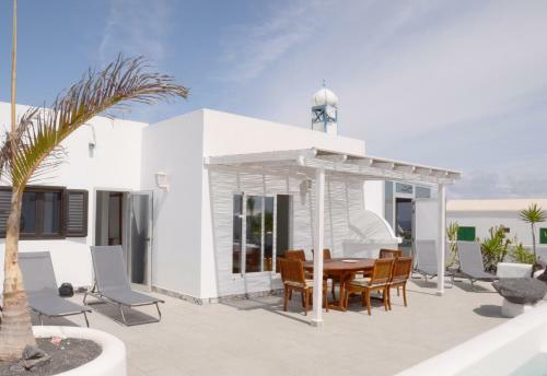 Villa Tranquilidad With Amazing Private Terrace And Heated Pool