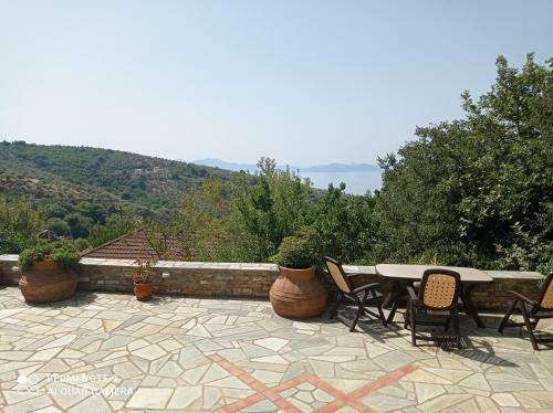 Villa Marina Traditional Stonehouse