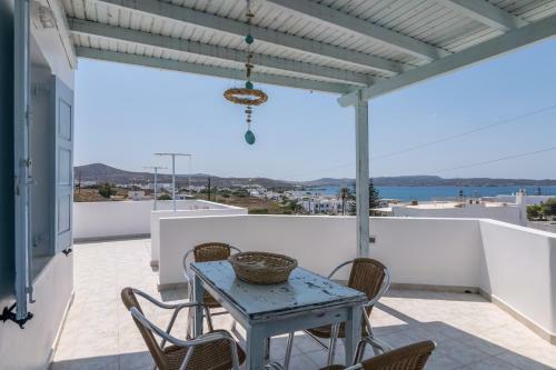 Stefania's Cycladic Apartments