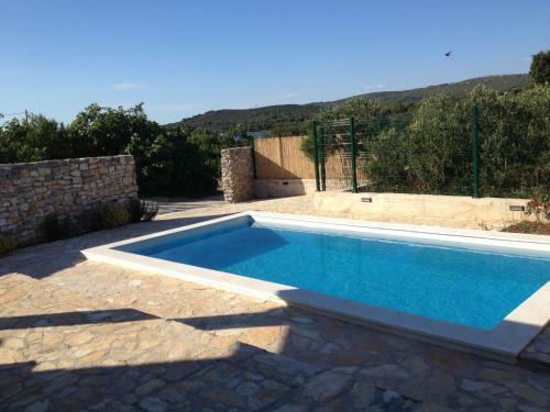 House Sakarun With Swimming Pool