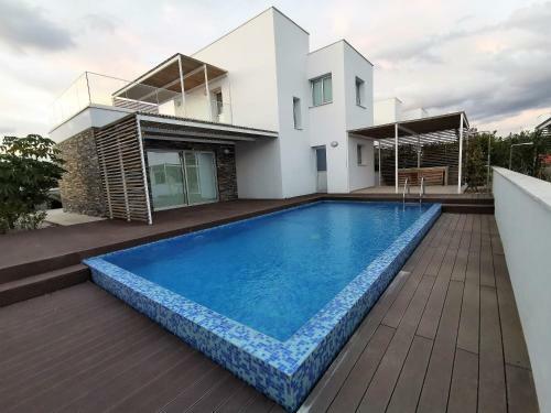Luxury New Villa Poseidon Plage Residences