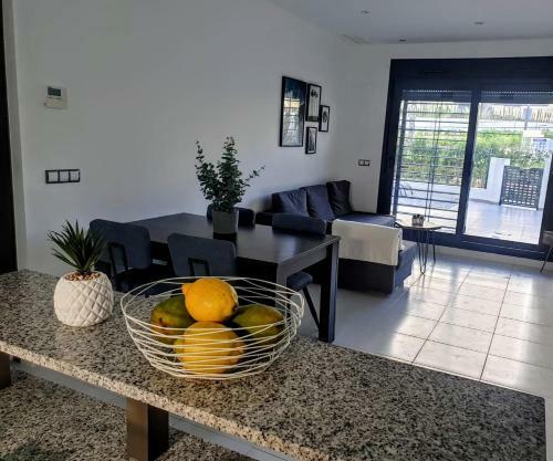 Cosy Ground Floor Apartment With Direct Access To The Pool