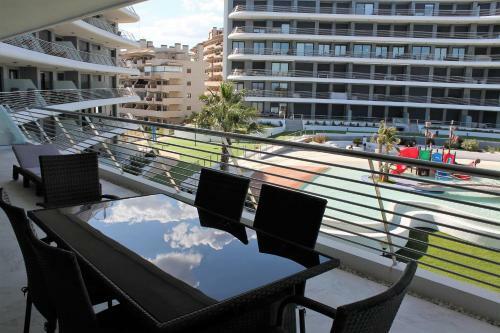 Infinity View Lovely Apartment