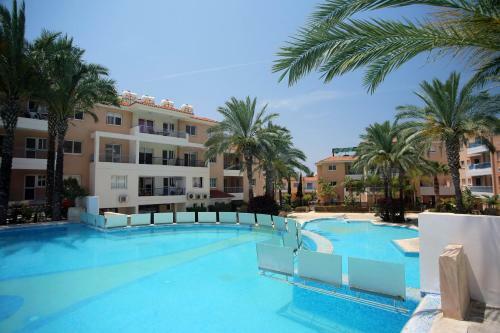 Iris Village 2 Bedroom / 2 Bathroom Townhouse