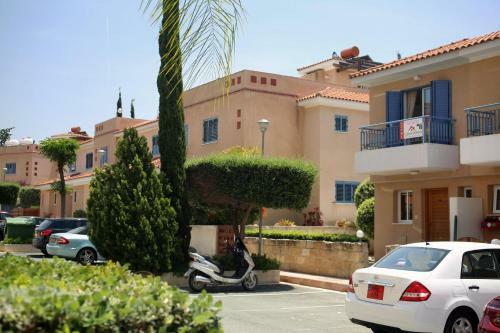 Iris Village 2 Bedroom / 2 Bathroom Townhouse