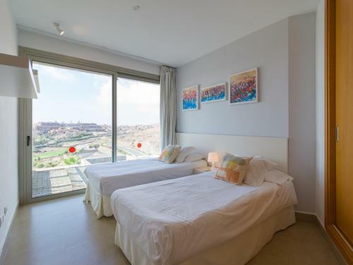 Salobre Villas Golfers