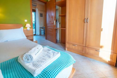 Zennova #18 Villa Afytos Sea-cret